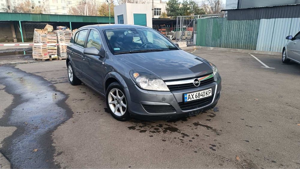 Продам Opel Astra H