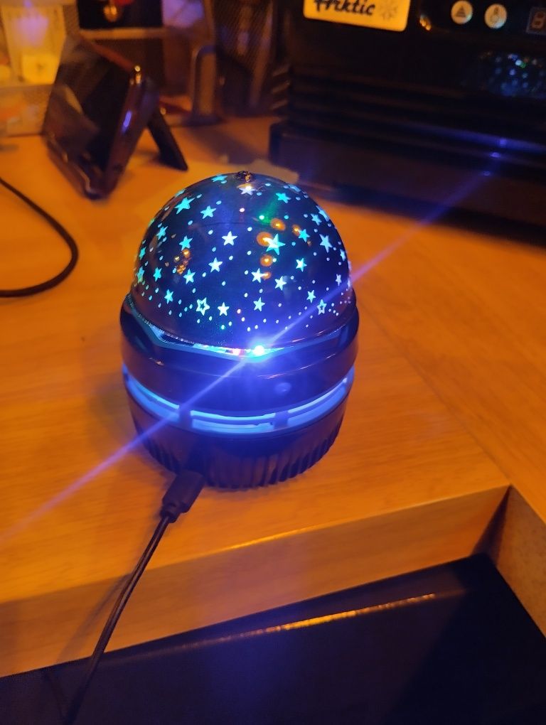 Projektor obrotowy