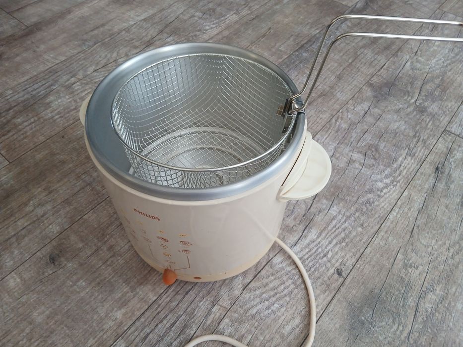 Продам фрітюрницю філіпс