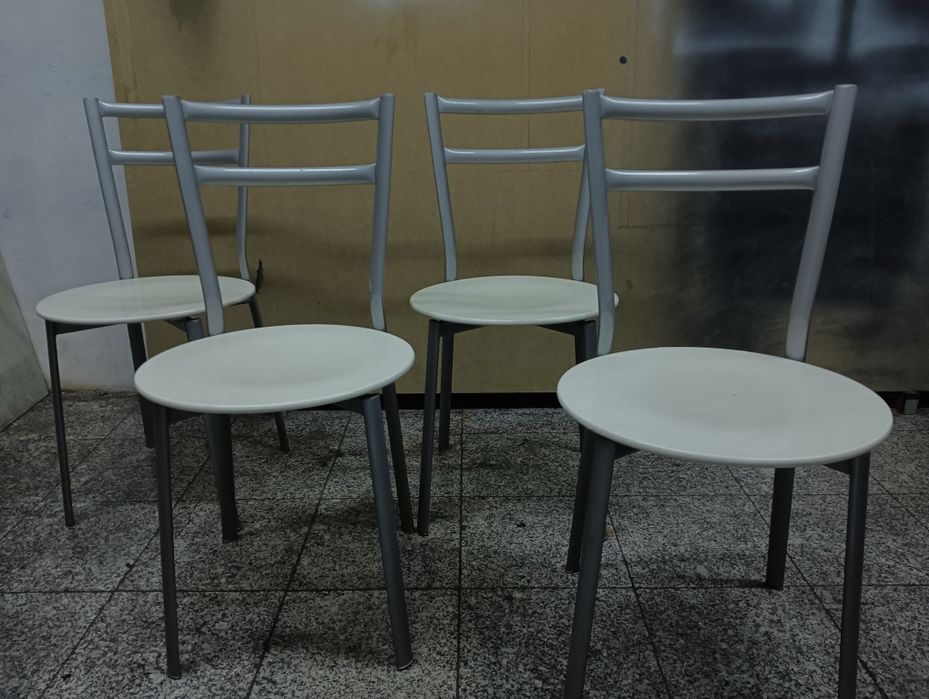 4 cadeiras cozinha