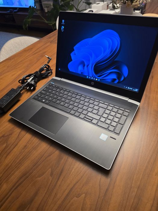 HP ProBook 450 G5 i7 16GB 256GB SSD + 512GB m2 c/NOVO. Troca/retoma