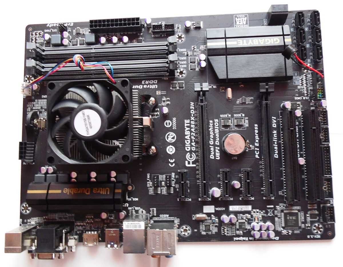 Płyta główna FM2 SLI, Procesor AMD A8 5600 4x 3,9GHz, Opcja 16GB RAM