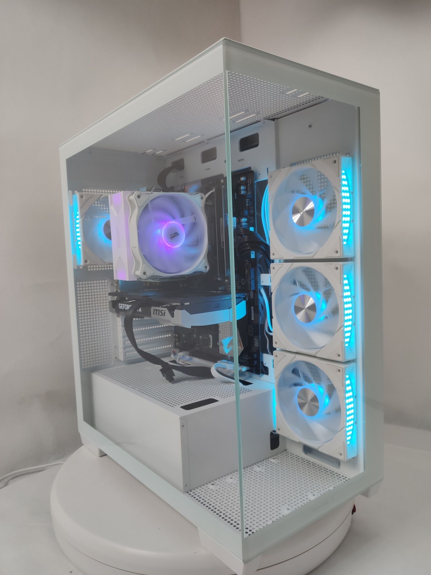 Komputer Gamingowy Ryzen 7 5700x3d, RTX 5060 Ti, 32 GB RAM,SSD