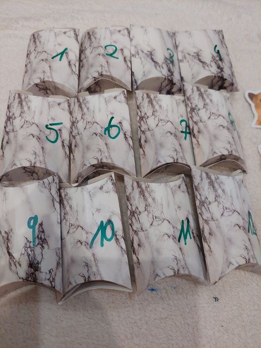 Kalendarz adwentowy charms 12 okienek