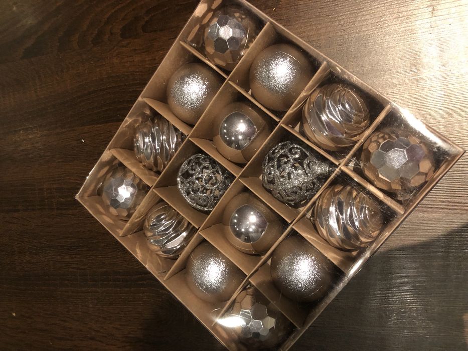 Zestaw bombek na choinkę 48tknd