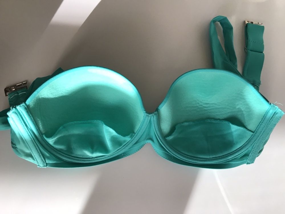 Zielony lekko usztywniany Push-Up bikini Indonesia od Calzedonia w 80C