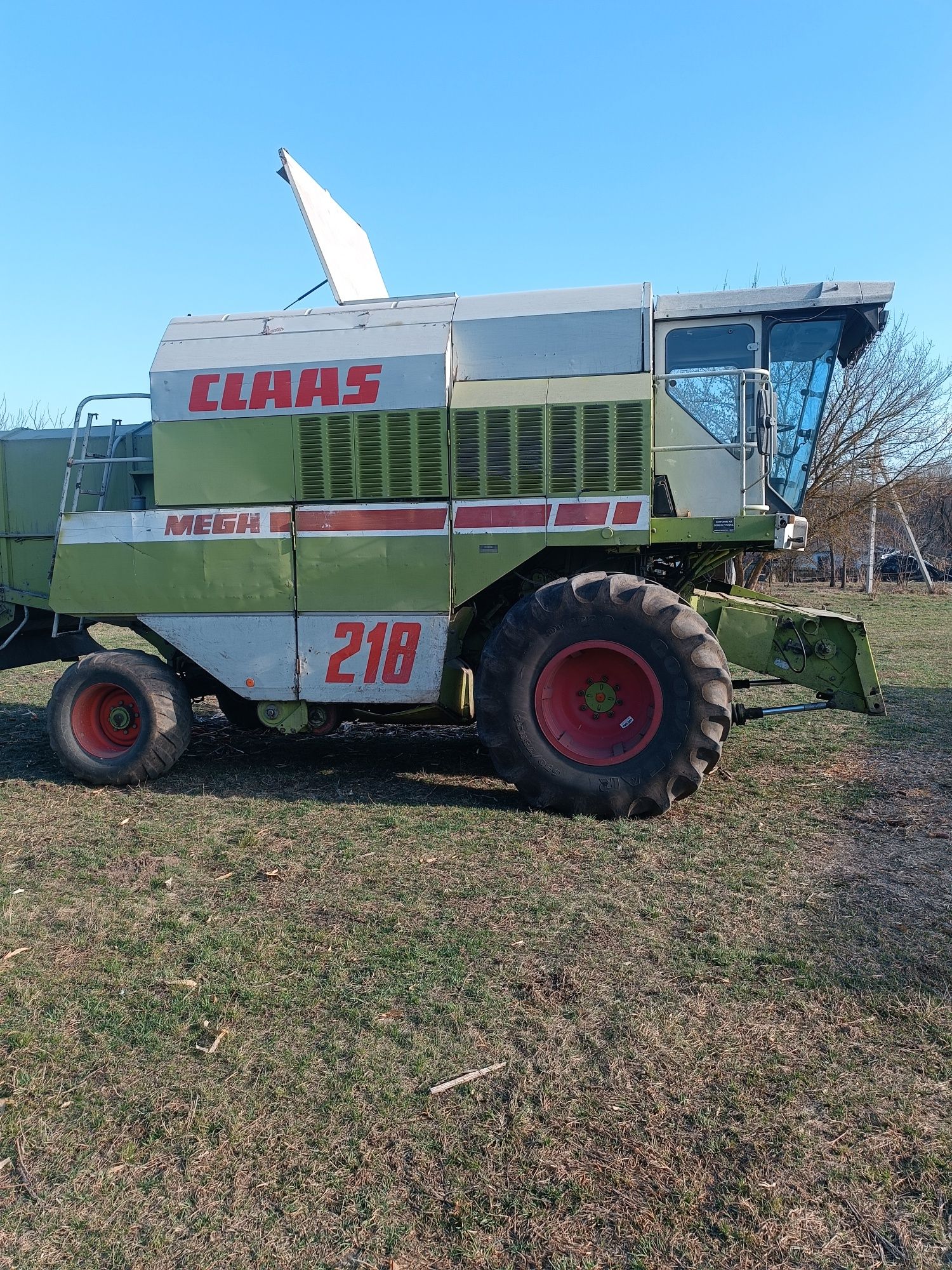 Продам claas mega 218