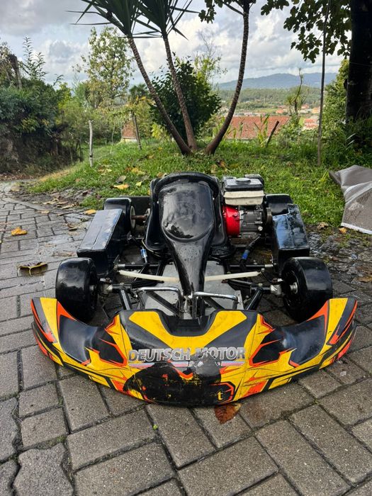Vendo Kart de Lazer JB/Deutsch Motor c/ Motor Honda GX200 (6.5HP) + Ki