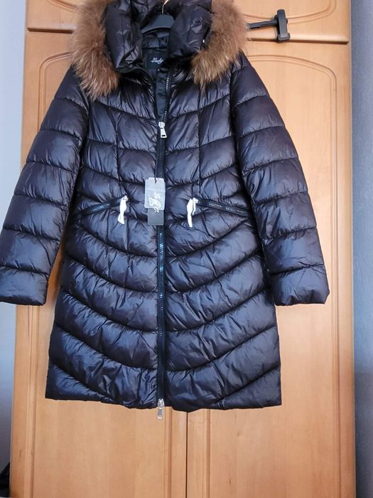 Super Kurtka NOWA Roz 38,40   kołnierz z naturalnego futra  jenota