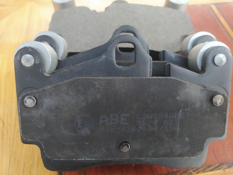 Колодкі тормозні задні Ауди Q 7 Фольксваген туарег С2 W024ABE