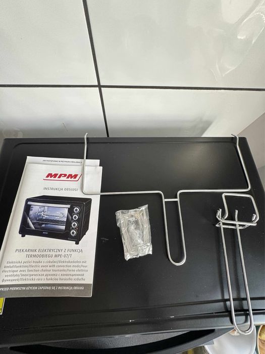 Piekarnik MPM z termoobiegiem na gwarancji