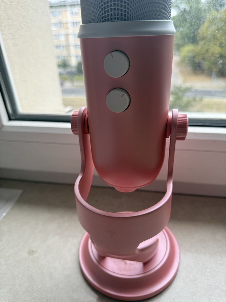 Blue Yeti USB mikrofon różowy – stan bardzo dobry