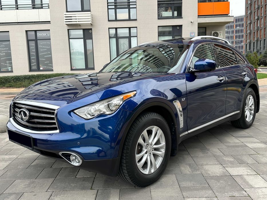 Infiniti QX70 3.7i V6 Premium