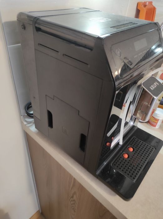 Ekspres do kawy Krups używany cieknie woda