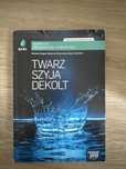 Twarz szyja dekolt