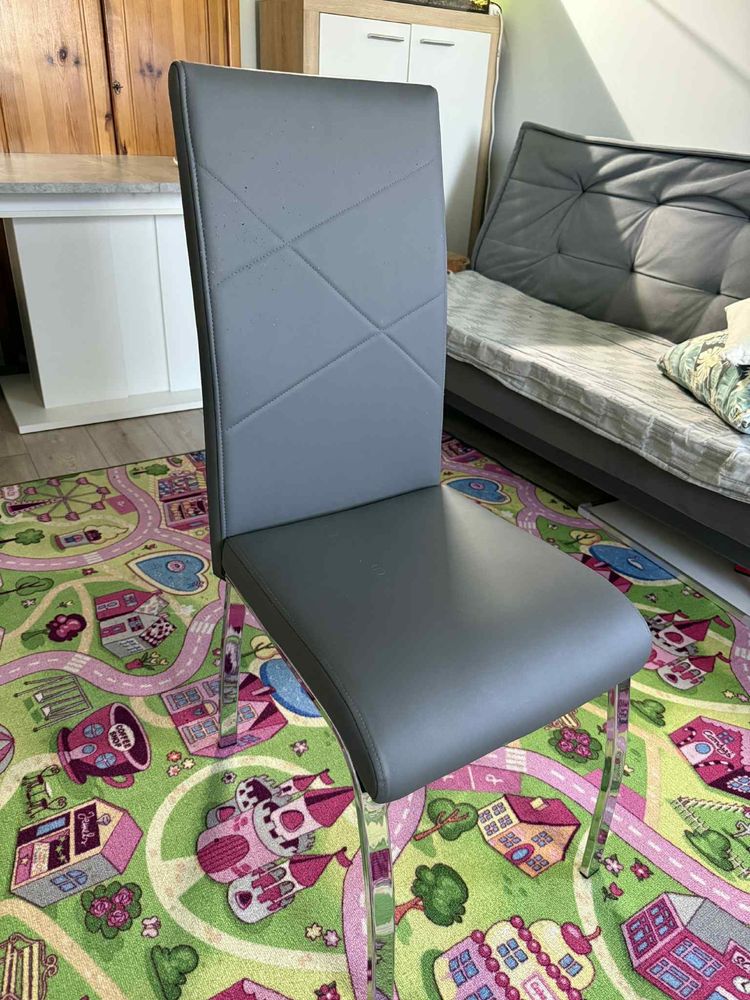 Komplet 4x Krzesla grafitowe