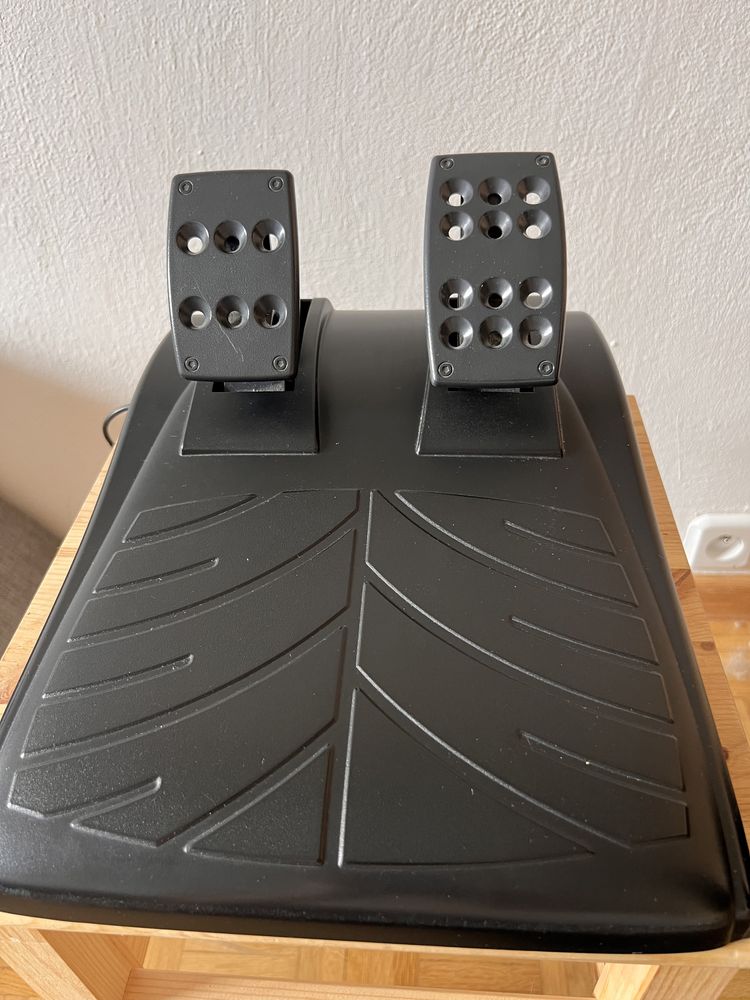 Kierownica Logitech Driving Force GT