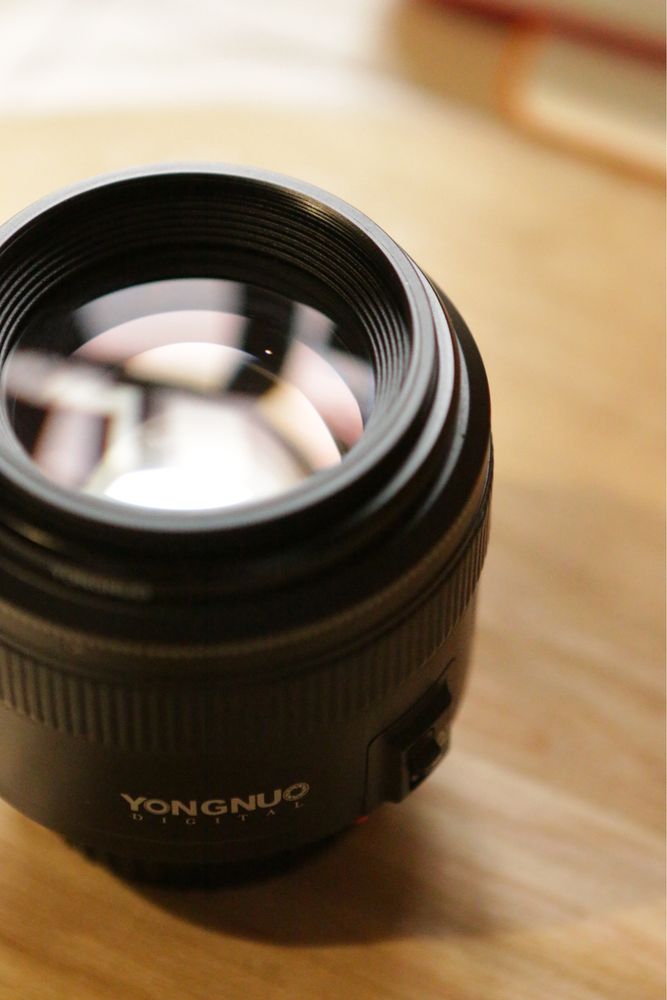 Yongnuo 85mm 1,8 для Canon