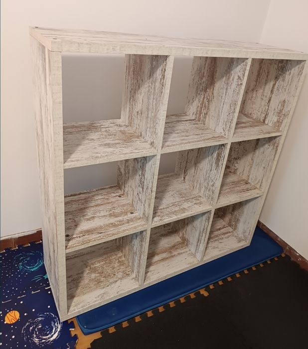 Estantes kallax cinza brilhante e efeito madeira