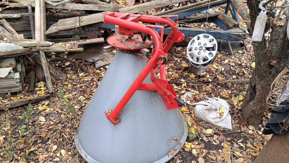 розкидач мінеральних добрив рум