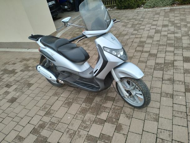 Piaggio Beverly 125!!