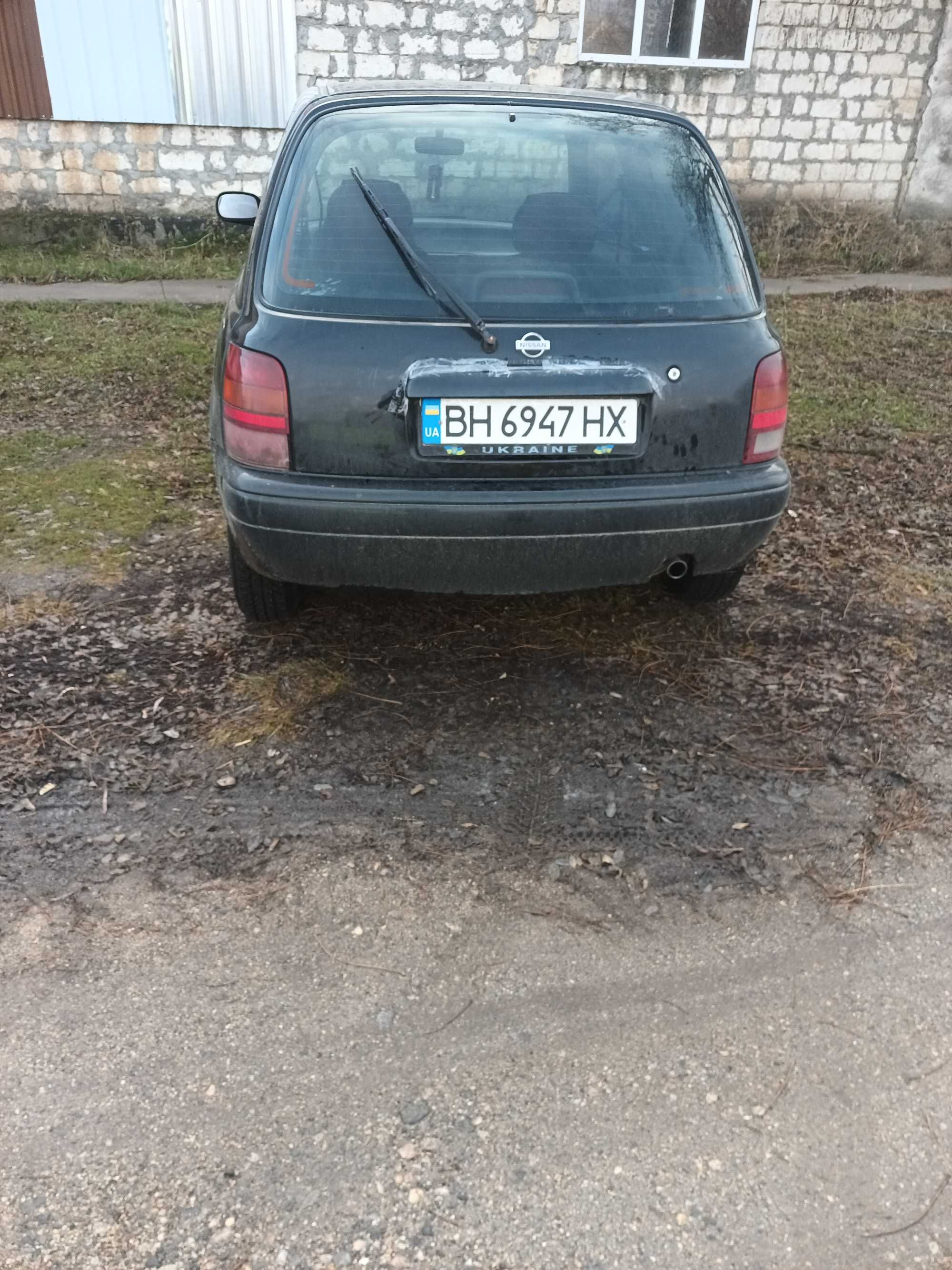 Nissan mikra k 11