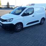 Peugeot partner  Mały przebieg, Bogate wyposażenie, Hak
