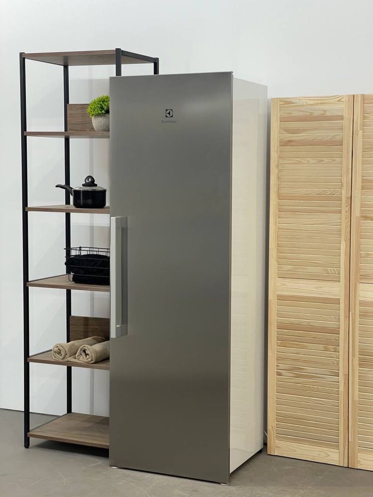 Новий Холодильник Electrolux ERX3214AOX NoFrost