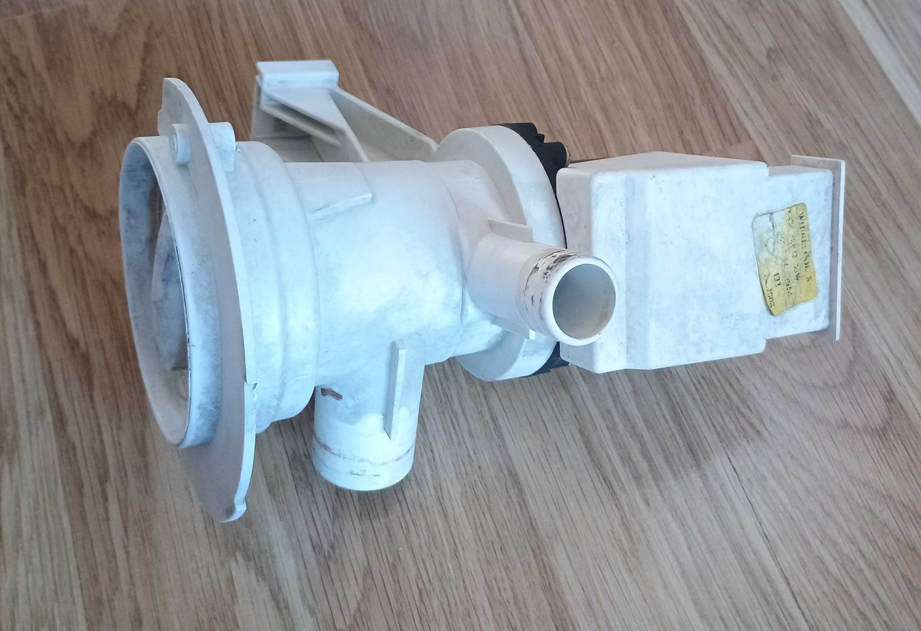 Pompa odpływowa kompletna do pralki PTL1010 Polar