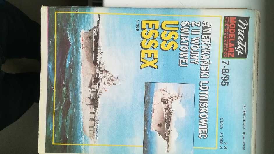 USS Essex w skali 1:300 Mały Modelarz  7-8/95