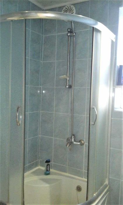 Пр.Науки, дом, двор с местом для авто, 8500 грн