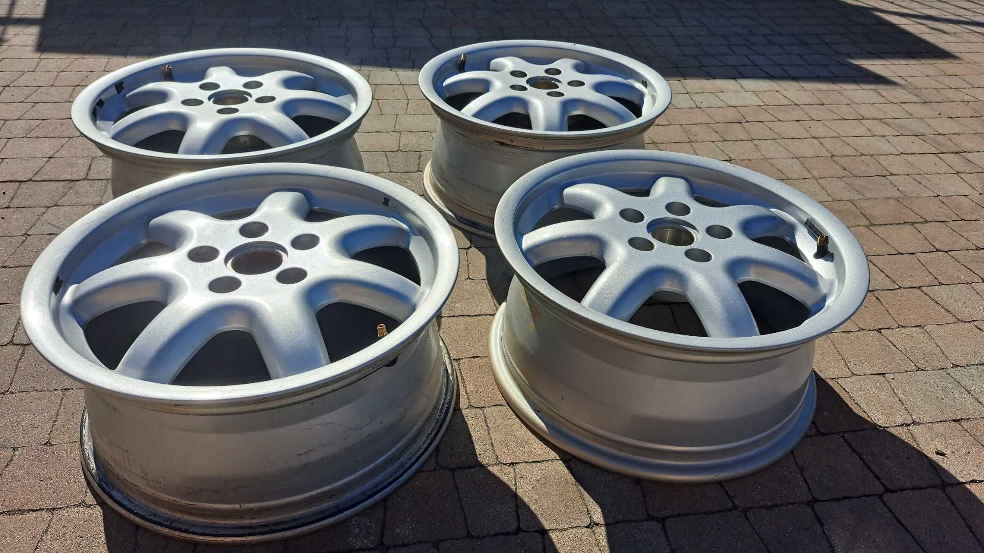 Felgi aluminiowe Audi A4 B5 A6 C4 5X112 16" -025J kpl
