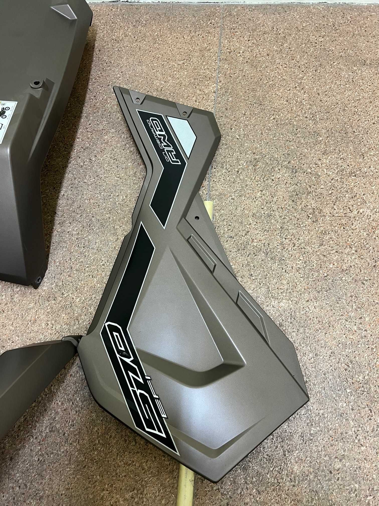 Polaris Sportsman 570 SP Touring komplet nowych plastików plastiki OEM