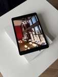 iPad 9 gen – 64 GB Wi-Fi – stan idealny + nowe akcesoria