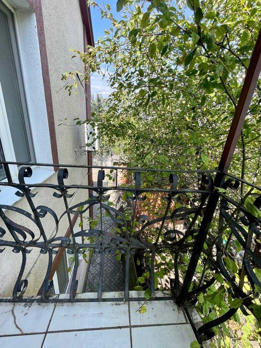 Корея. Продаж, частина будинку, затишний район, 2 пов., 4 кімн, 103 м²