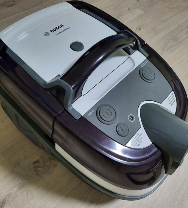 Миючий Пилосос BOSCH BWD41740