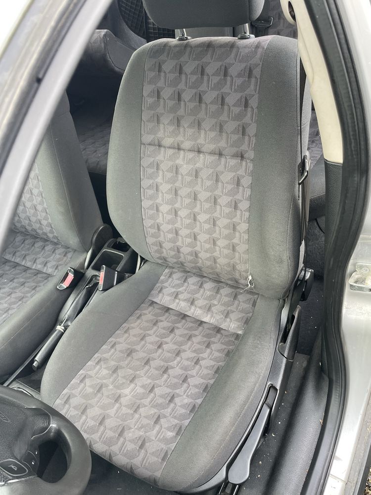 Fotele Opel Astra G 2.0 DTI 1998