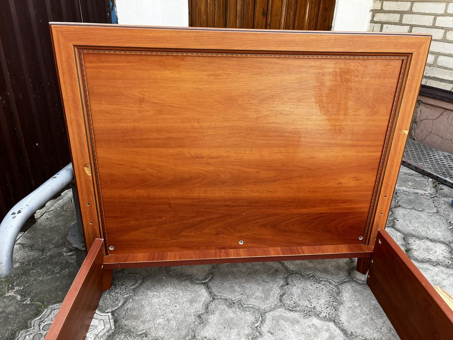 Продам ліжко, односпальне