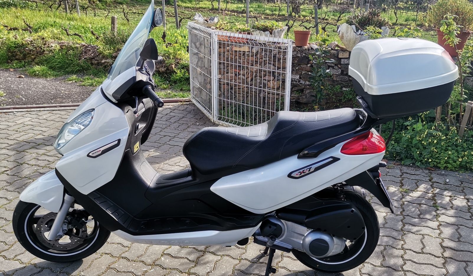 Piaggio x7 300 ie