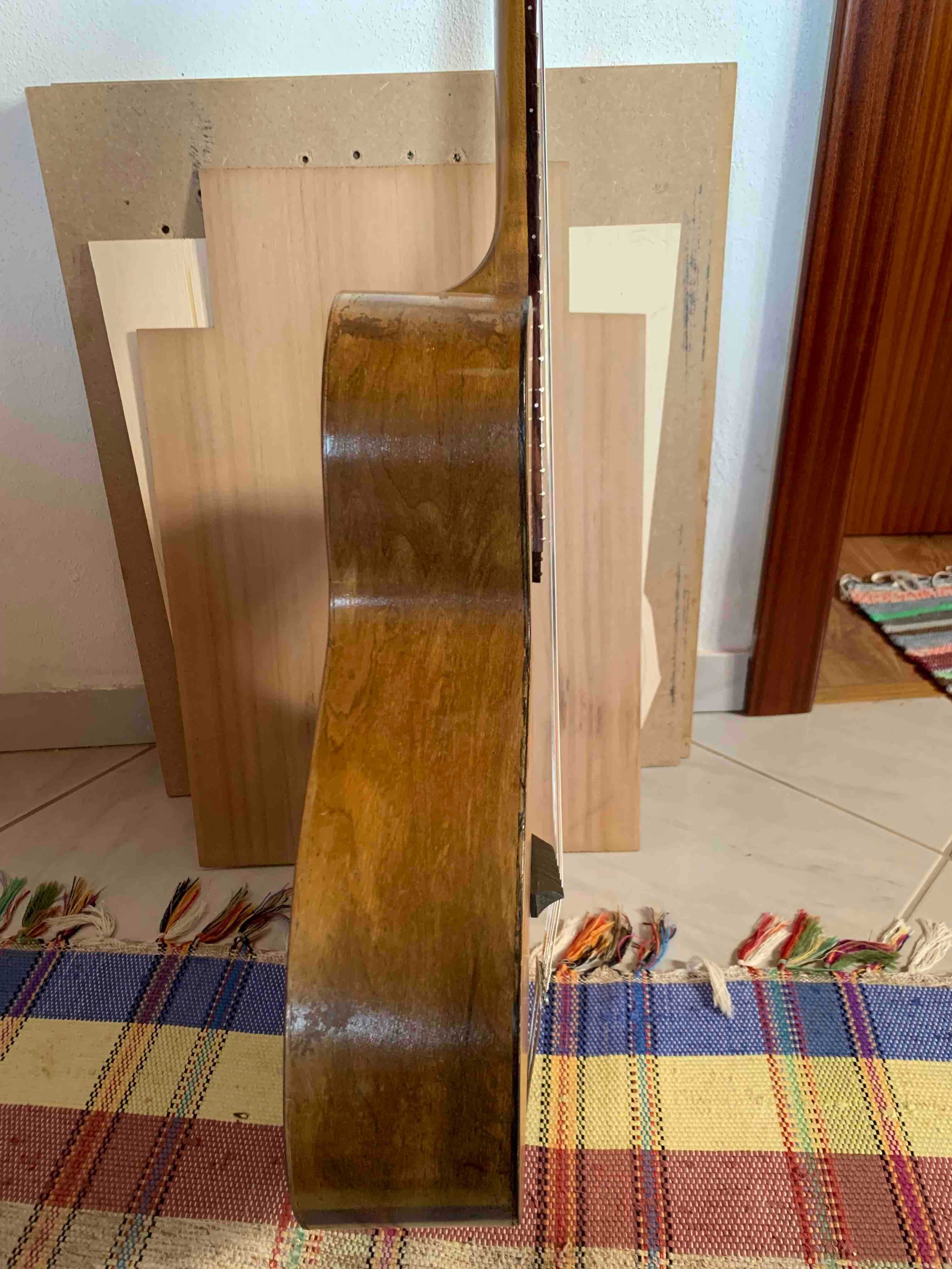 Guitarra acustica Gipsy jazz Di mauro anos 50 grande boca