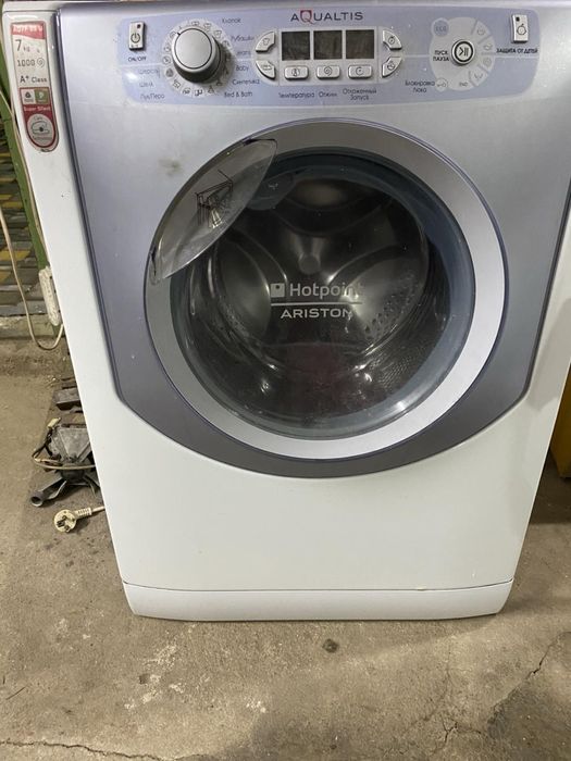 Продам стиральную машинку Aqualtis AQ7F 09 U