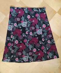 Nowa spódnica w kwiaty 50 fioletowa 100% wiskoza