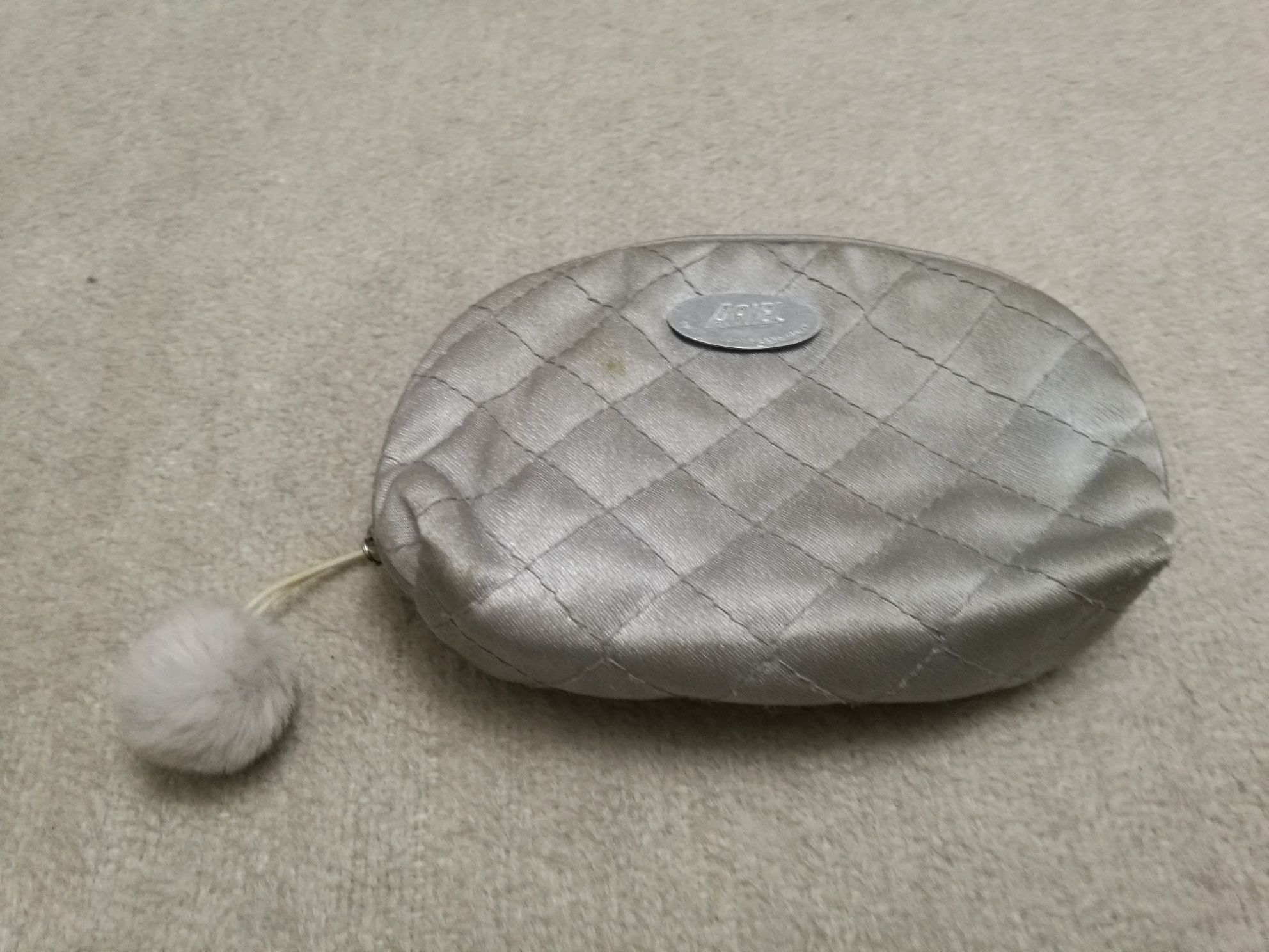 Piterek mini kosmetyczka etui