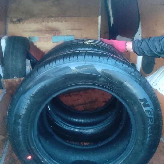 Nexen nfera ru1 235 65 r17