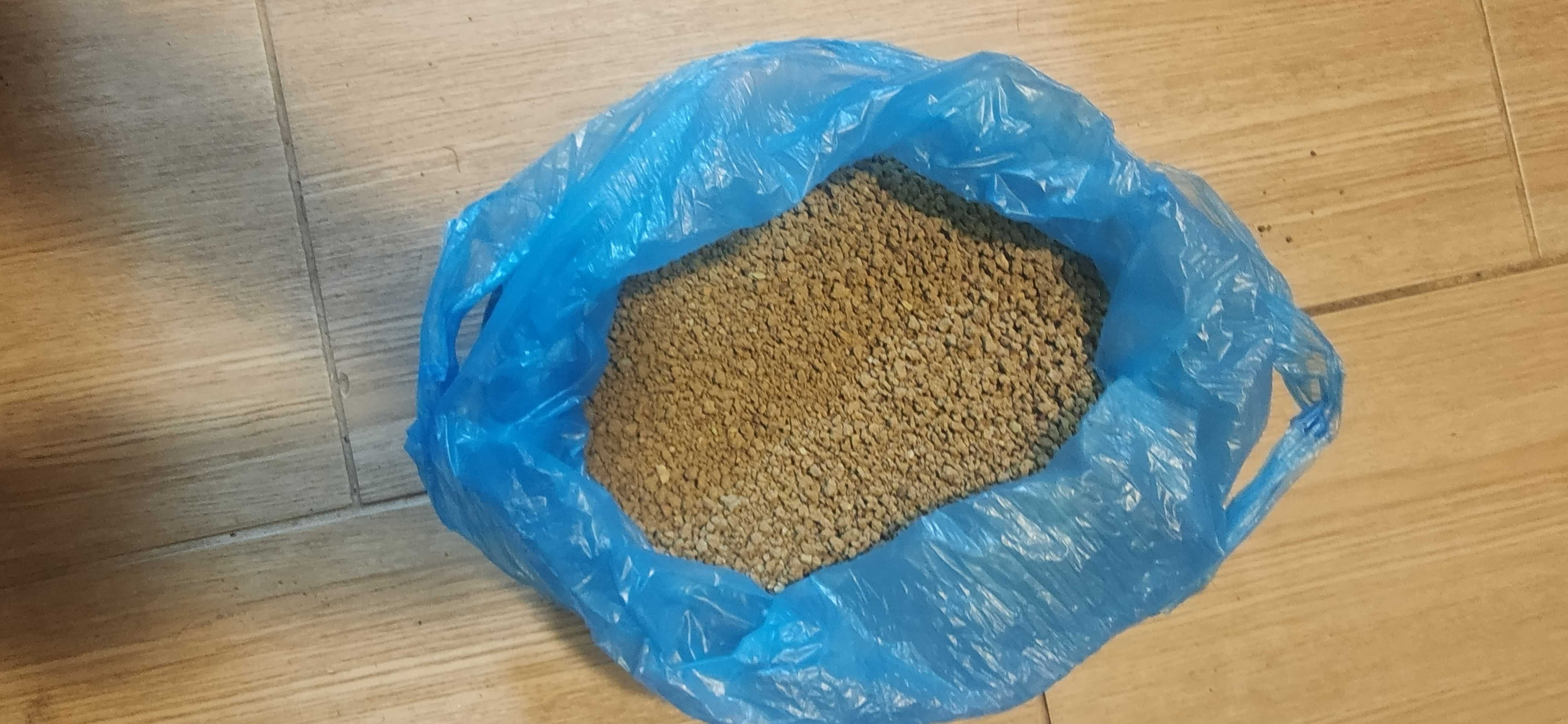 Żwirek dla kotka