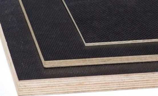 Sklejka ANTYPOŚLIZGOWA 18mm 125x250 wodoodporna