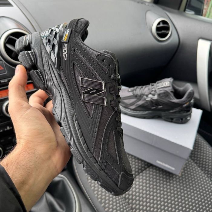Чоловічі кросівки New balance 1906r all black Cordura