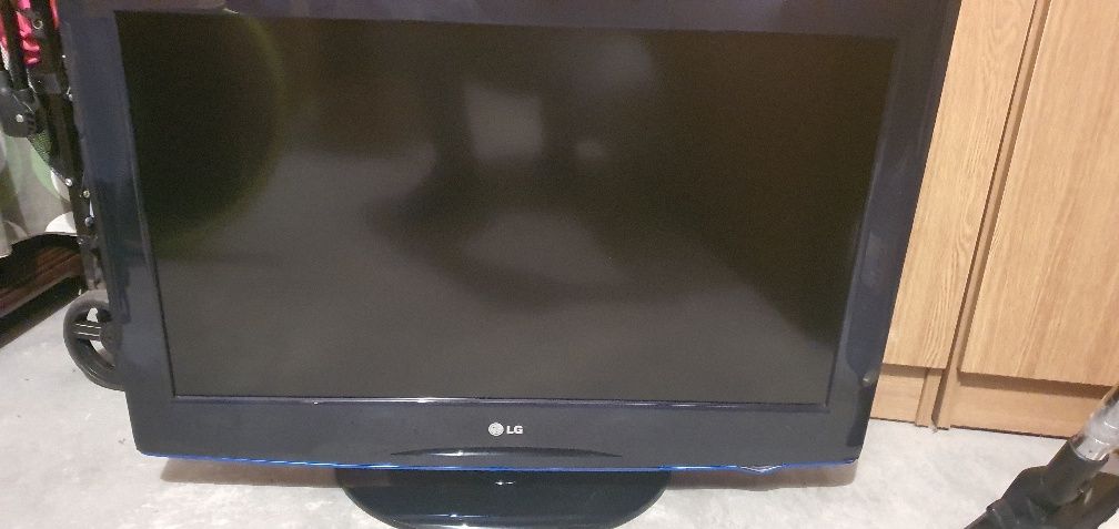 TV LG 32' full HD 2x hdmi