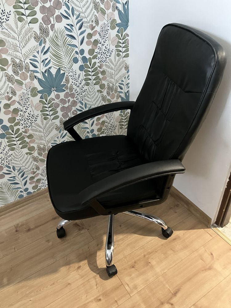 Krzesło biurowe/komputerowe