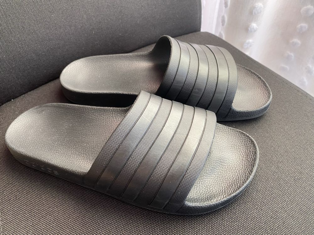 Klapki Adidas 43